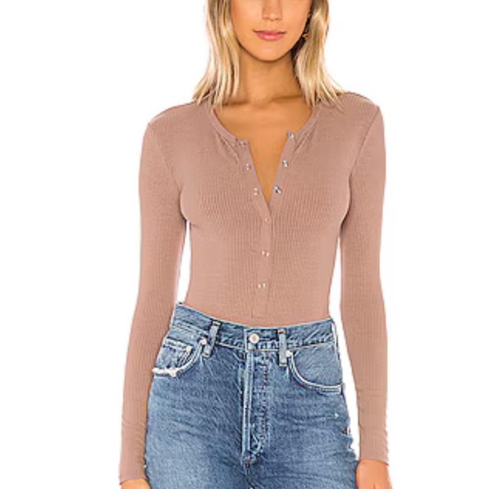 Women's Long Sleeve Ribbed Top - Tan